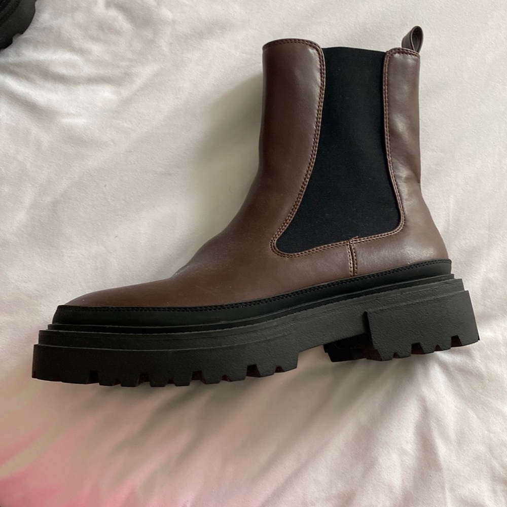 STEVEN Brown Boots